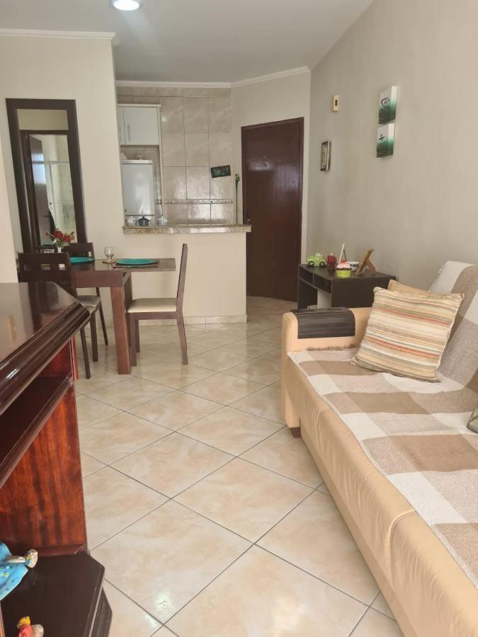 Apto A 50M Da Praia, Com Ar Condicionado, Wifi , Portaria 24H برايا جراندي المظهر الخارجي الصورة