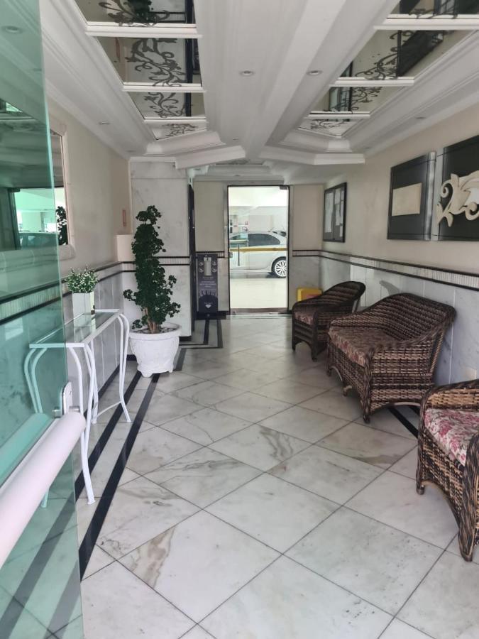 Apto A 50M Da Praia, Com Ar Condicionado, Wifi , Portaria 24H برايا جراندي المظهر الخارجي الصورة