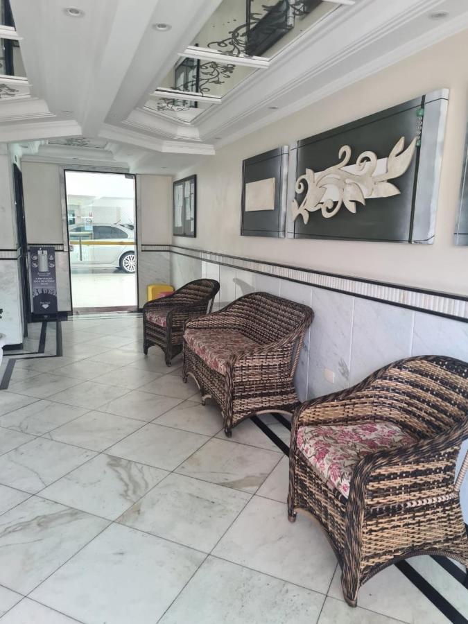 Apto A 50M Da Praia, Com Ar Condicionado, Wifi , Portaria 24H برايا جراندي المظهر الخارجي الصورة