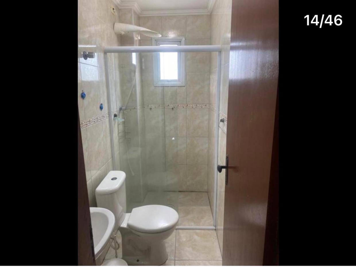 Apto A 50M Da Praia, Com Ar Condicionado, Wifi , Portaria 24H برايا جراندي المظهر الخارجي الصورة