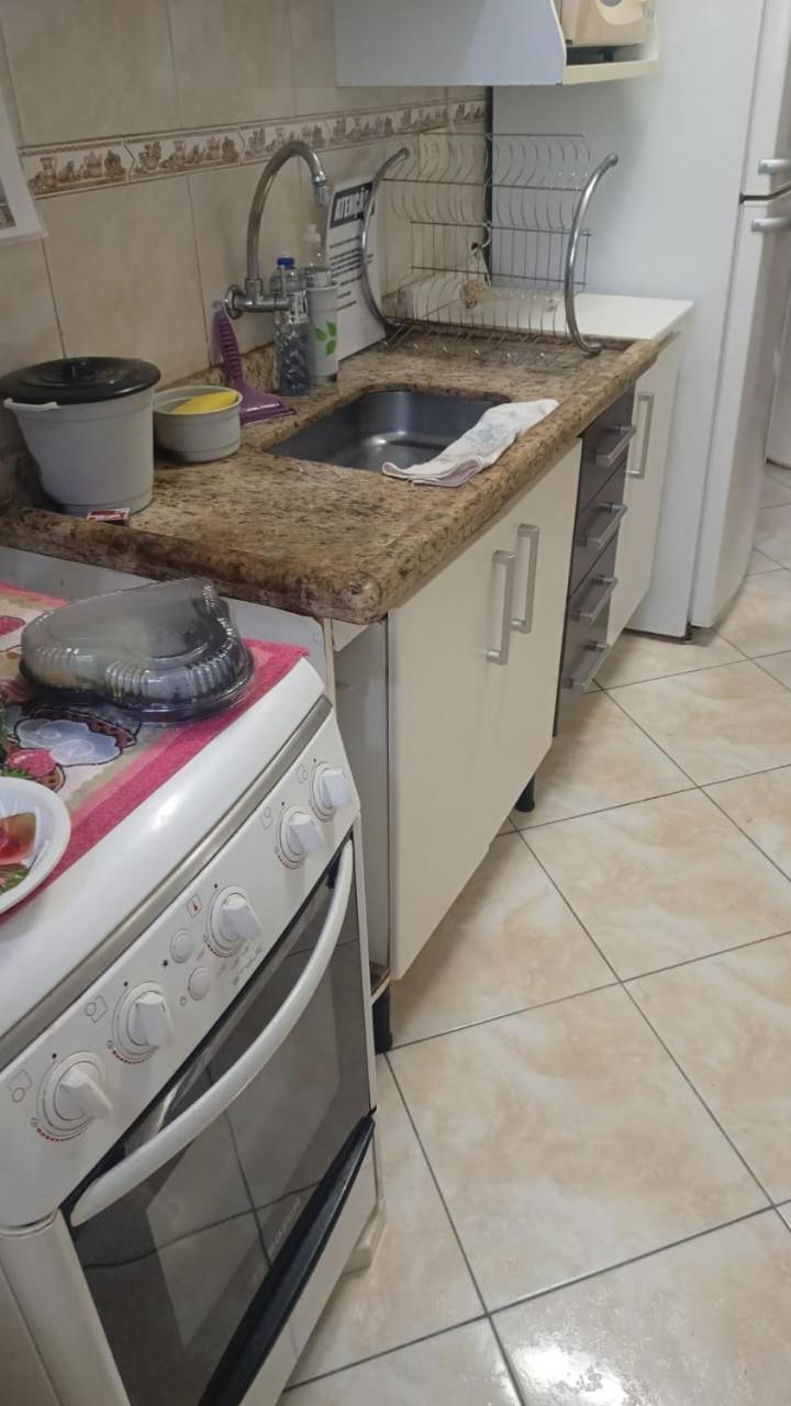 Apto A 50M Da Praia, Com Ar Condicionado, Wifi , Portaria 24H برايا جراندي المظهر الخارجي الصورة